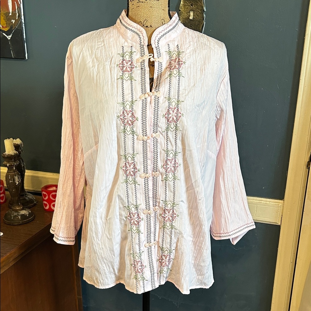 Unique Spectrum Light Pink Embroidered Mandarin Tunic